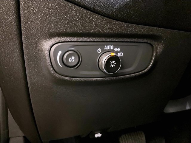 Used 2024 Chevrolet Equinox RS AWD/4WD image 30