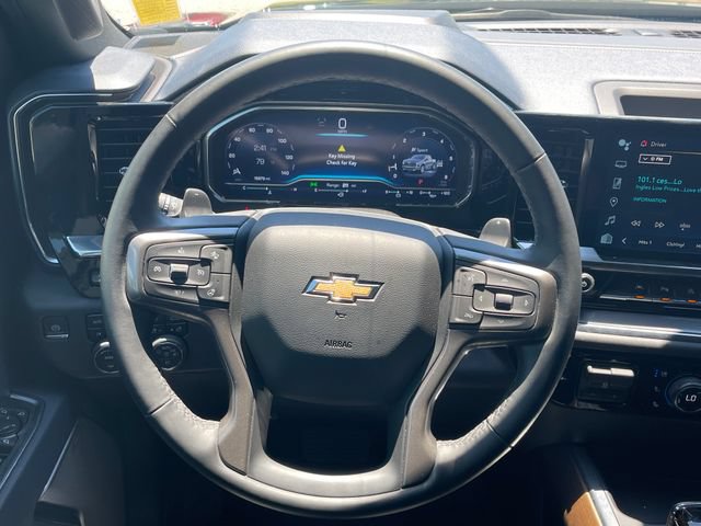 Used 2024 Chevrolet Silverado 1500 High Country w/ Technology Package AWD/4WD image 16
