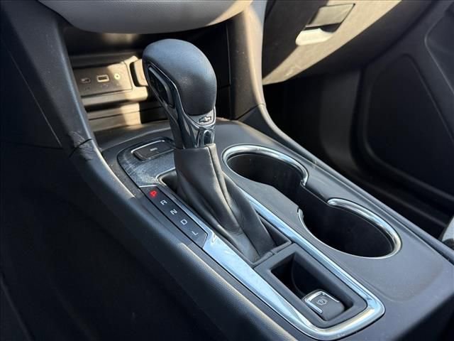 Used 2024 Chevrolet Equinox LS AWD/4WD image 17