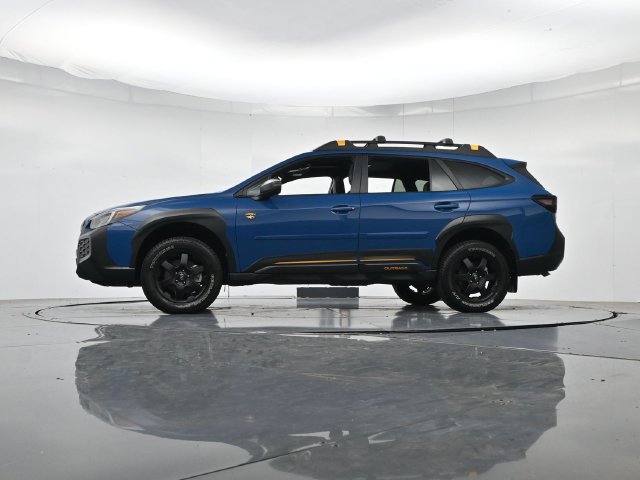 Used 2025 Subaru Outback Wilderness AWD/4WD image 38