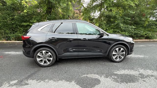 Certified 2024 Ford Escape Platinum AWD/4WD image 8
