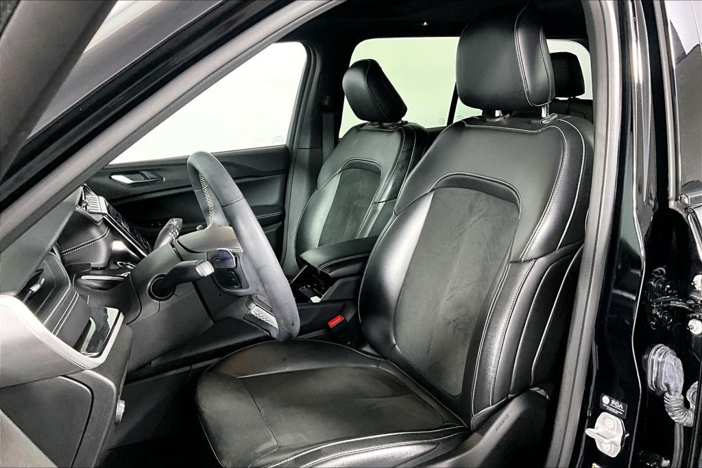 Used 2023 Jeep Grand Cherokee Altitude AWD/4WD image 25
