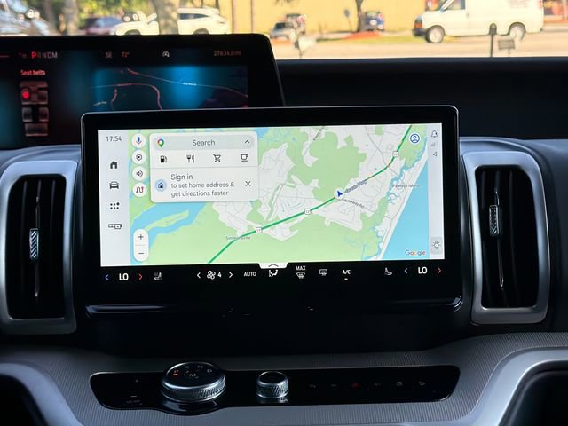 Certified 2025 Ford Expedition Active AWD/4WD image 22