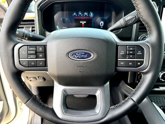 Certified 2025 Ford F250 Lariat w/ Lariat Ultimate Package AWD/4WD image 11