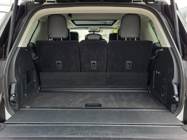 Certified 2025 Ford Expedition Platinum image 11