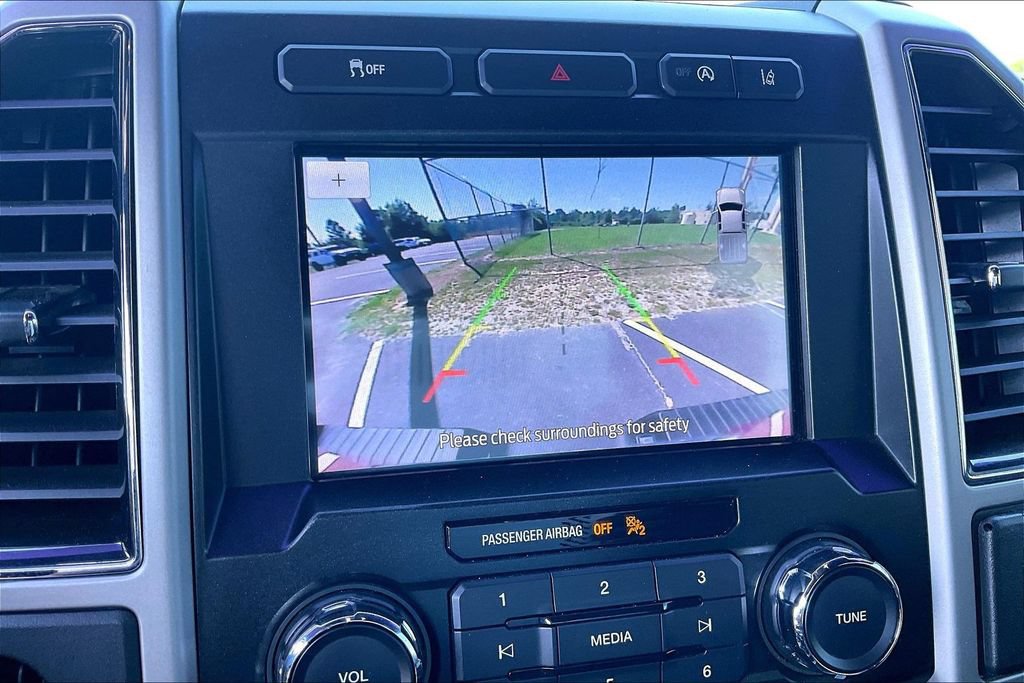 Certified 2020 Ford F150 Lariat RWD image 21