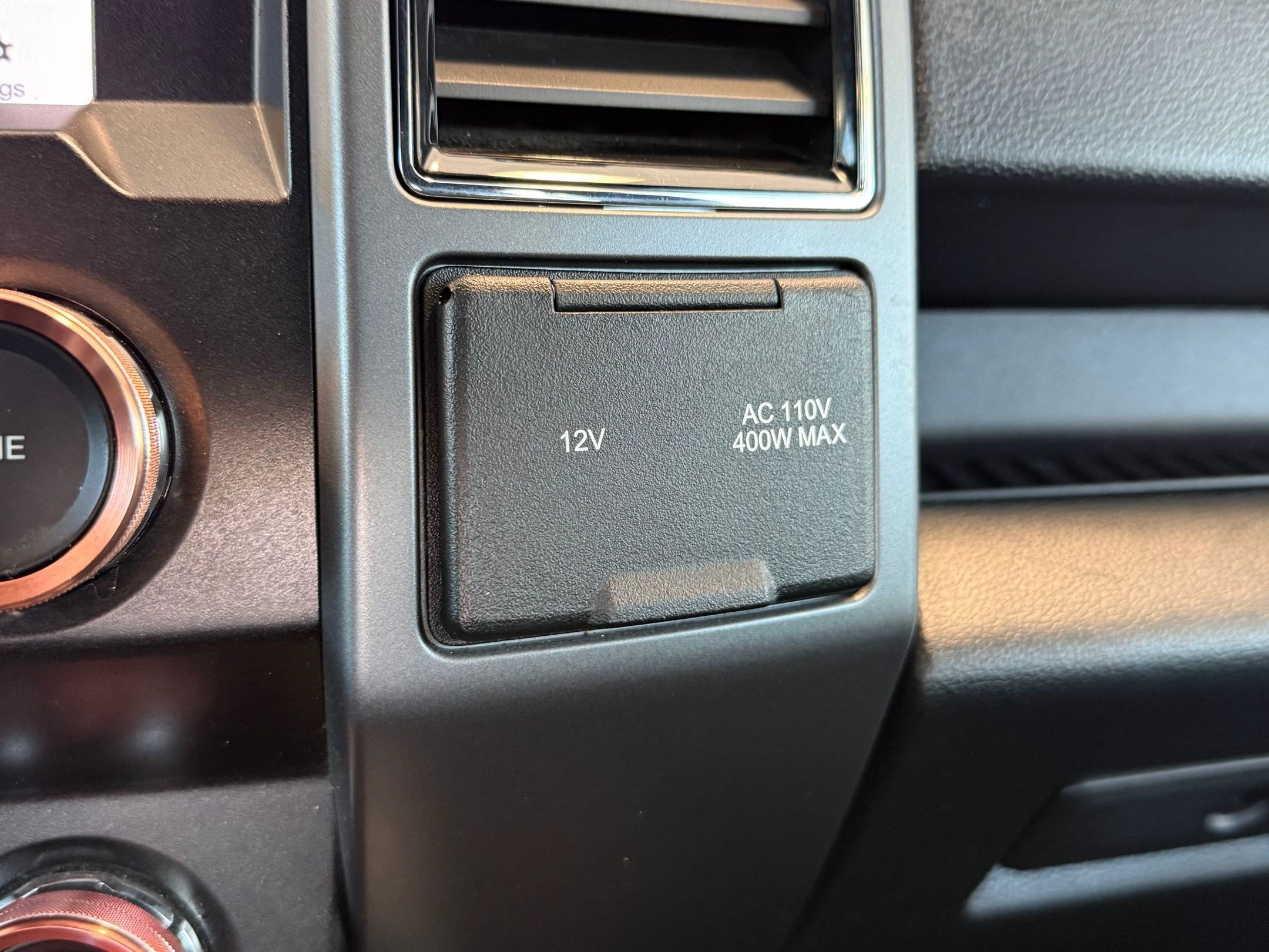 Certified 2019 Ford F150 XLT w/ Equipment Group 302A Luxury AWD/4WD image 29