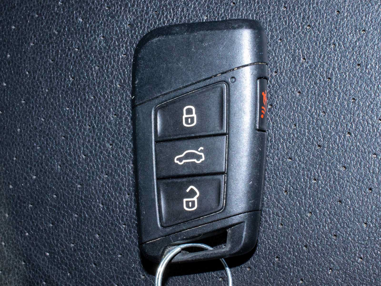 Used 2018 Volkswagen Atlas SE AWD/4WD image 25