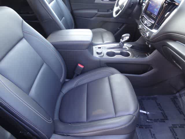 Used 2023 Chevrolet Traverse LT w/ LT Premium Package AWD/4WD image 17