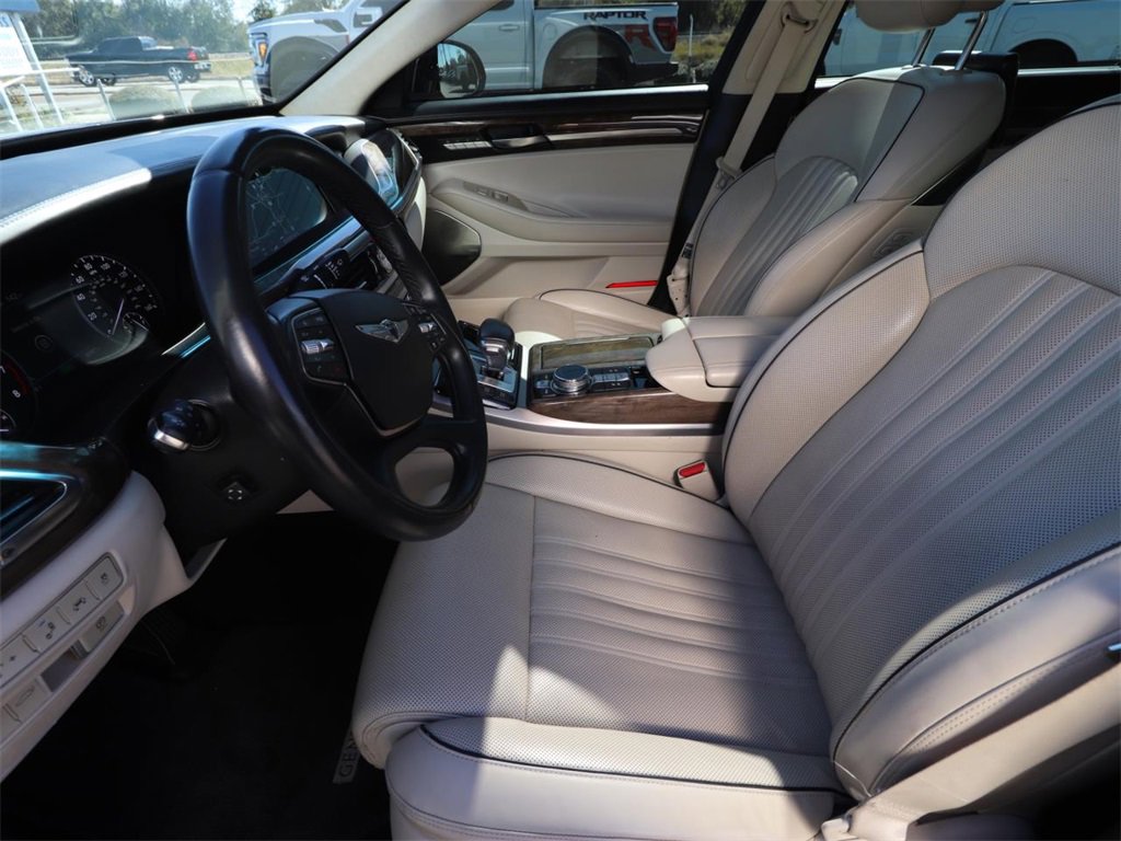 Used 2019 Genesis G90 5.0 Ultimate image 2