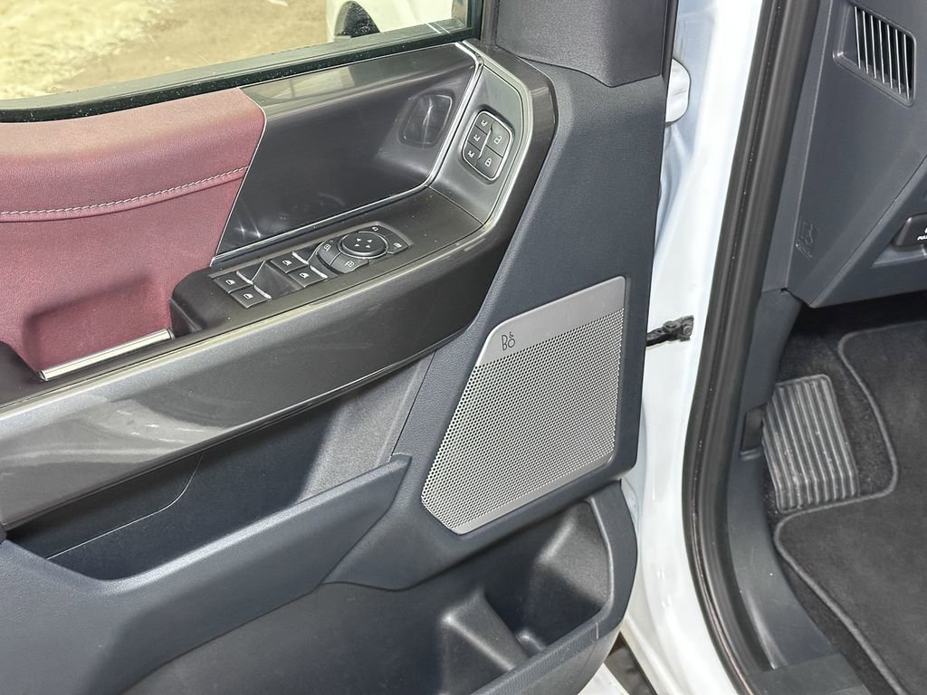 Certified 2022 Ford F150 Lariat w/ Equipment Group 502A High image 26