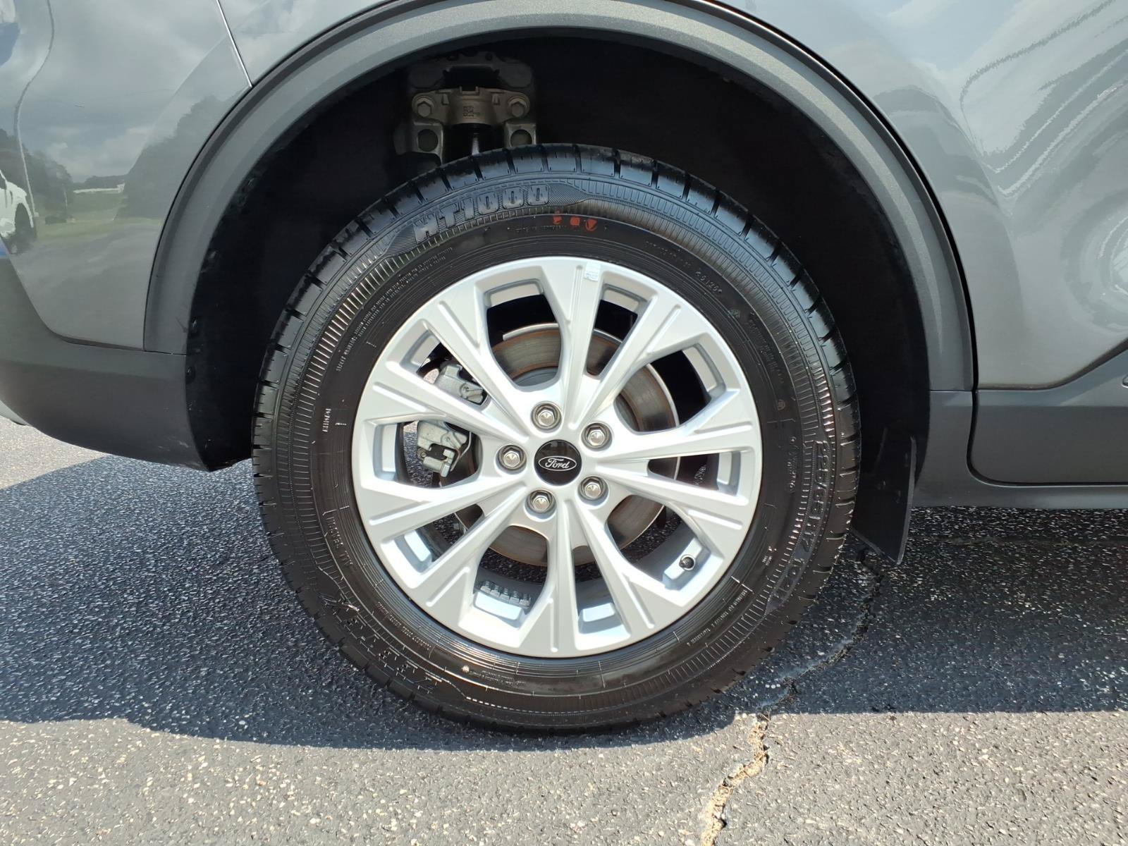 Certified 2024 Ford Escape Active AWD/4WD image 10