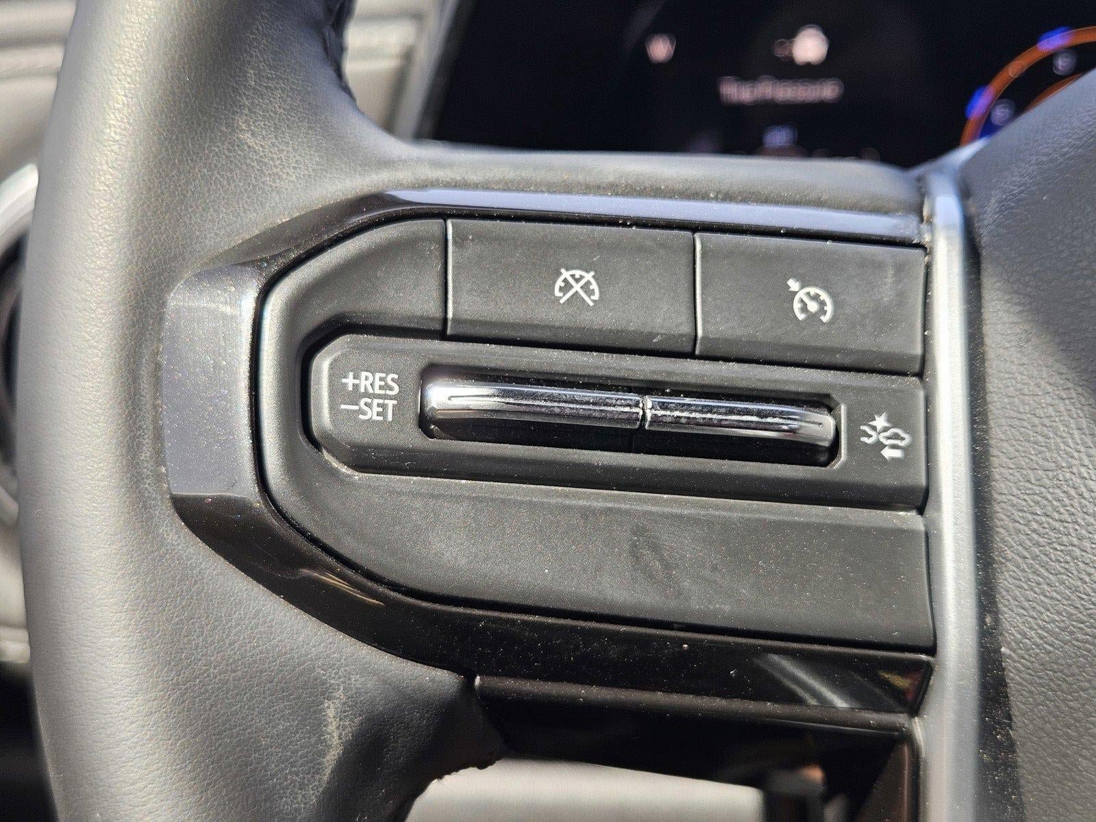 Used 2024 Chevrolet Colorado LT w/ LT Convenience Package RWD image 19