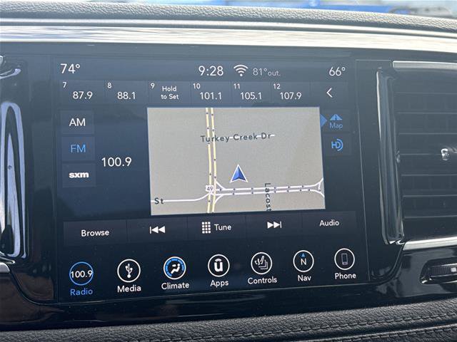 Used 2019 Chrysler Pacifica Limited FWD image 8