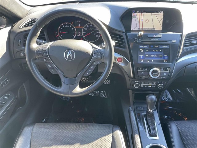 Used 2018 Acura ILX Premium and A-SPEC Packages image 9