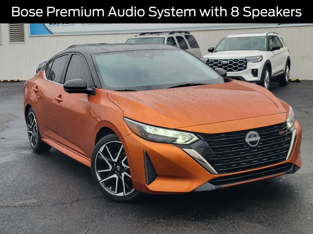 Used 2025 Nissan Sentra SR w/ SR Premium Package image 30