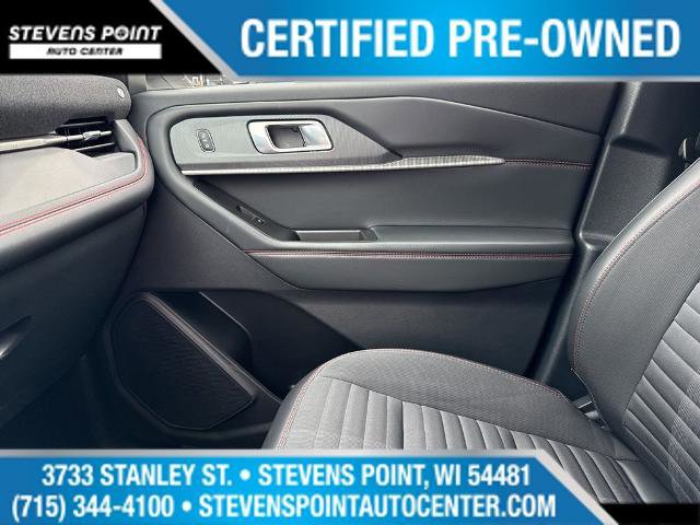 Certified 2025 Ford Explorer ST-Line w/ Premium Package image 27