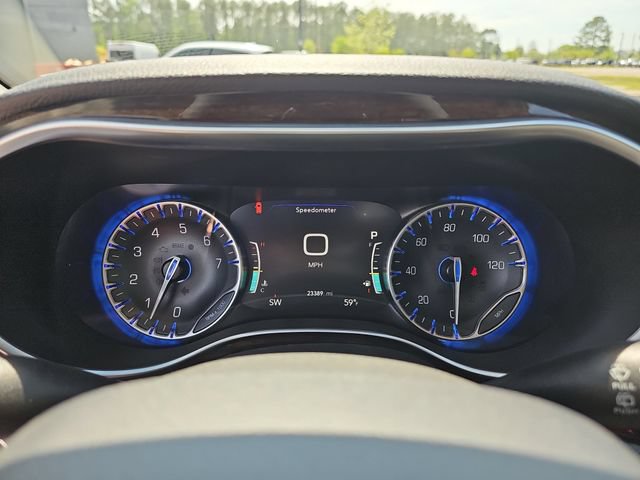 Used 2023 Chrysler Pacifica Limited w/ Uconnect Theater Family Group AWD/4WD image 22