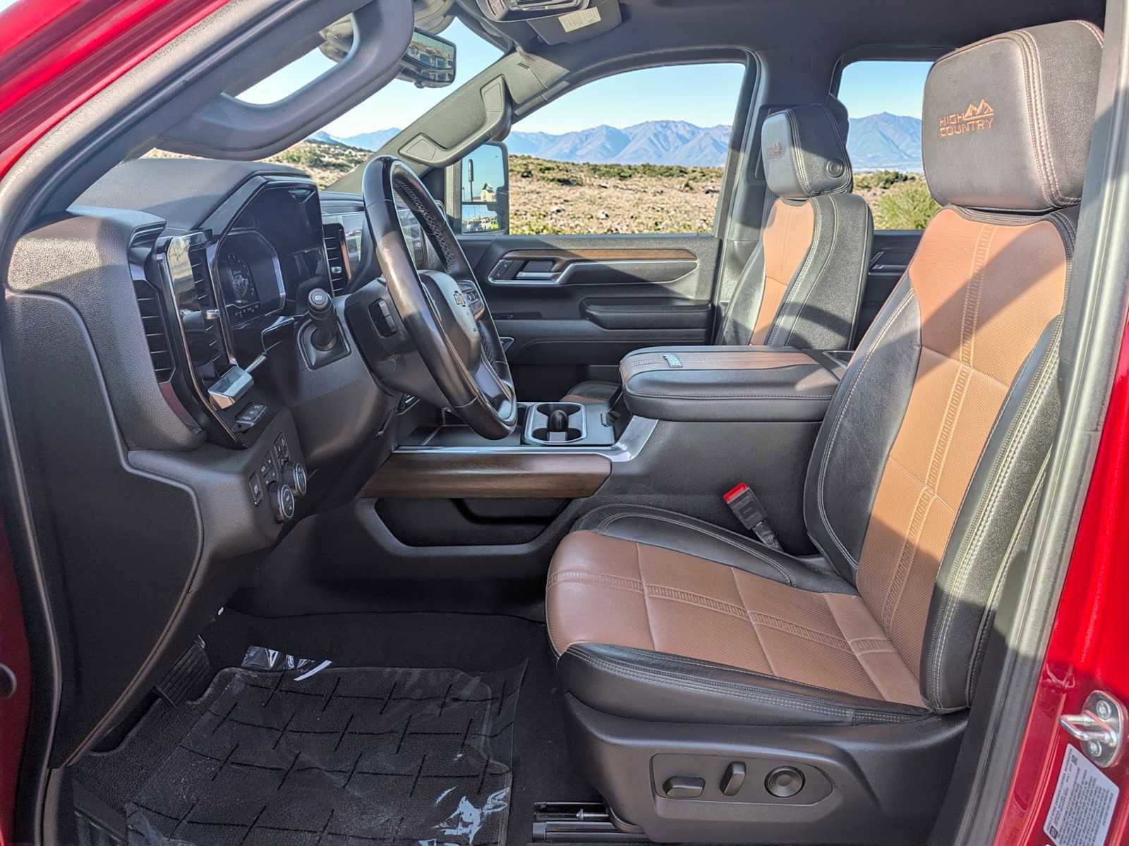 Used 2024 Chevrolet Silverado 2500 High Country w/ Technology Package image 15