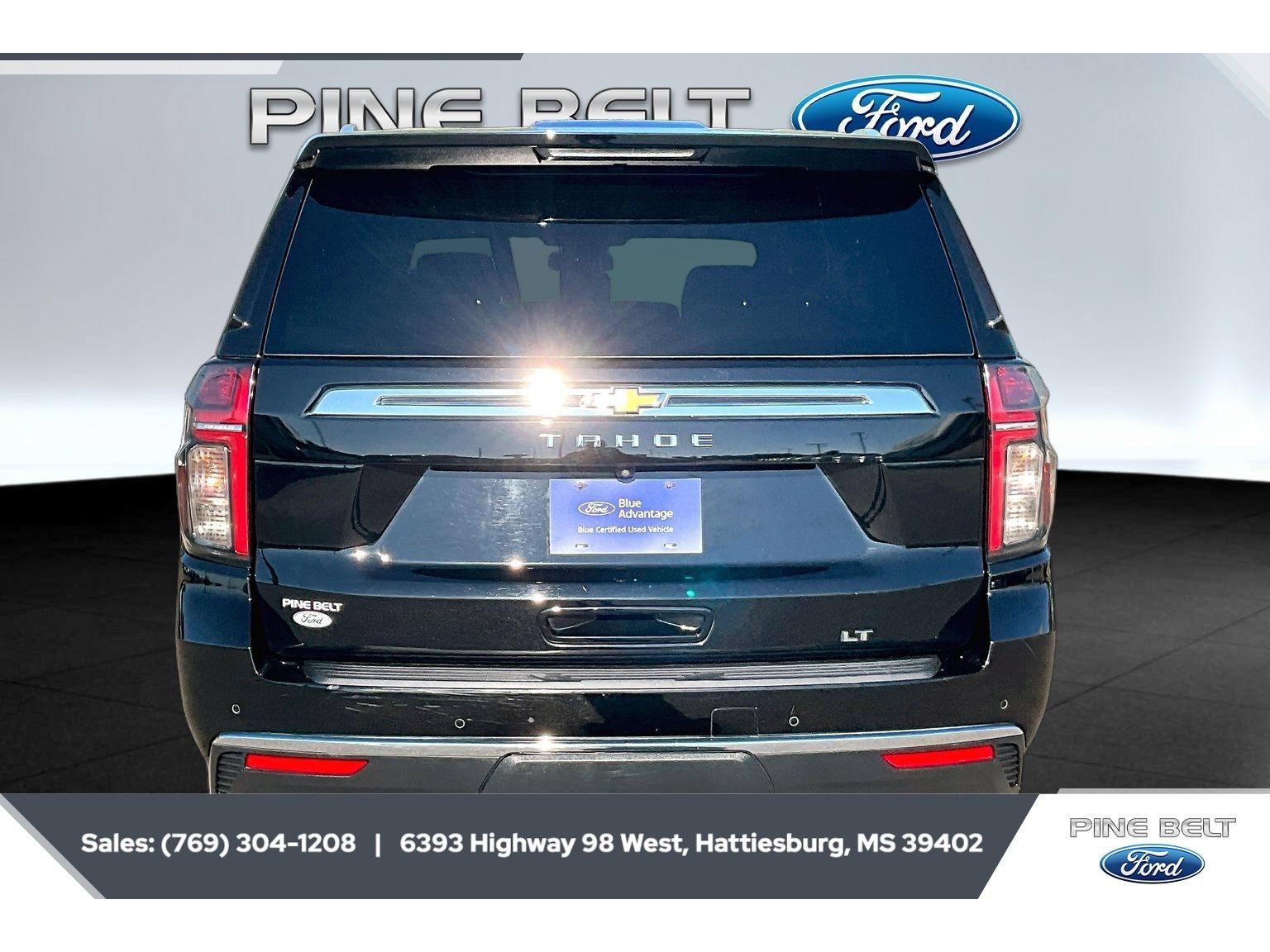 Used 2024 Chevrolet Tahoe LT RWD image 4