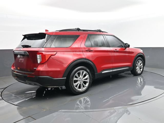 Certified 2020 Ford Explorer XLT w/ Equipment Group 202A AWD/4WD image 25