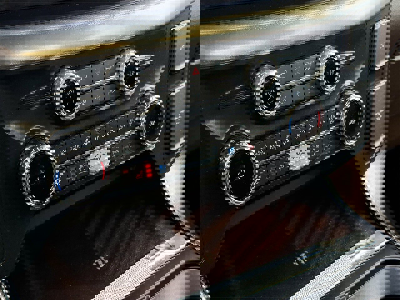 Certified 2025 Ford F150 King Ranch w/ FX4 Off-Road Package image 20