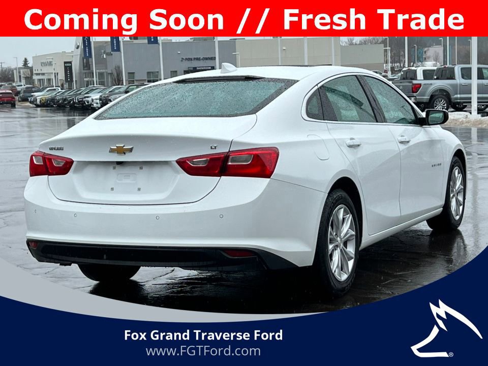 Used 2024 Chevrolet Malibu LT image 2