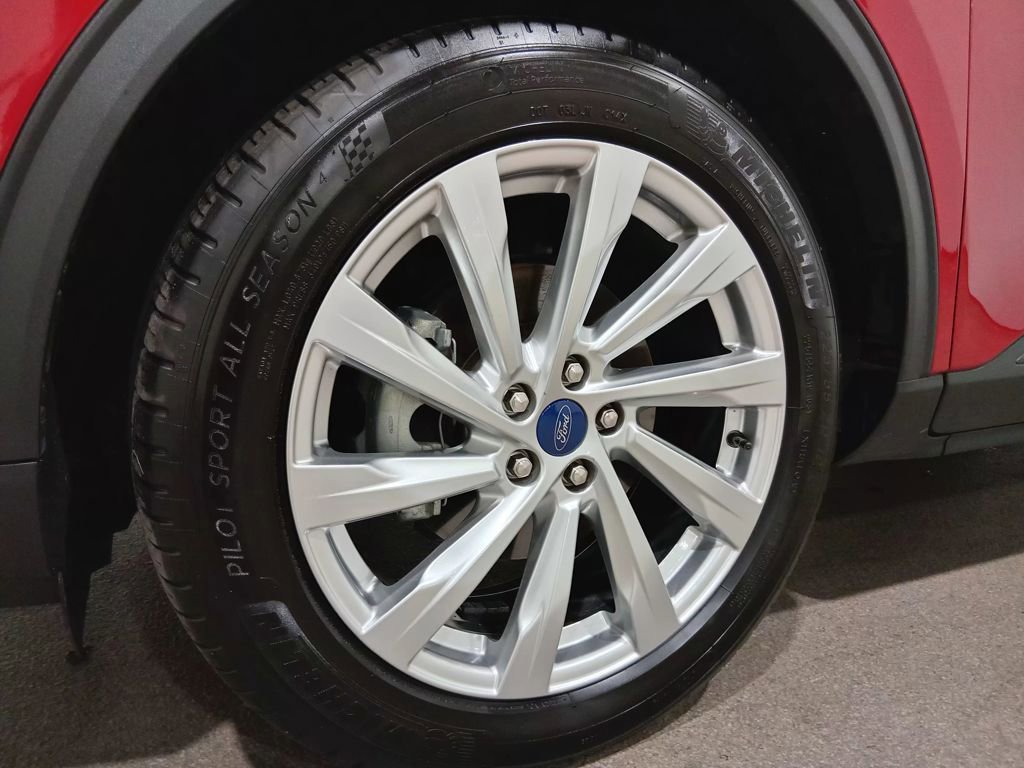 Certified 2021 Ford Escape Titanium w/ Titanium Elite Package image 22