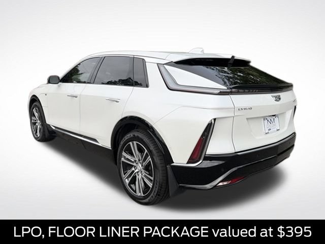 Used 2024 Cadillac Lyriq Luxury w/ LPO, Floor Liner Package AWD/4WD image 6