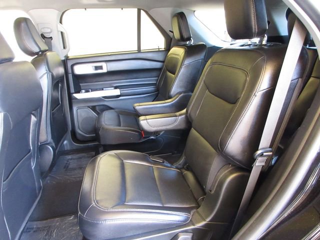 Certified 2023 Ford Explorer Limited w/ Limited Technology Package RWD image 25