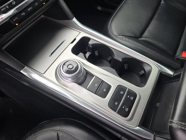 Certified 2020 Ford Explorer XLT w/ Equipment Group 202A image 17