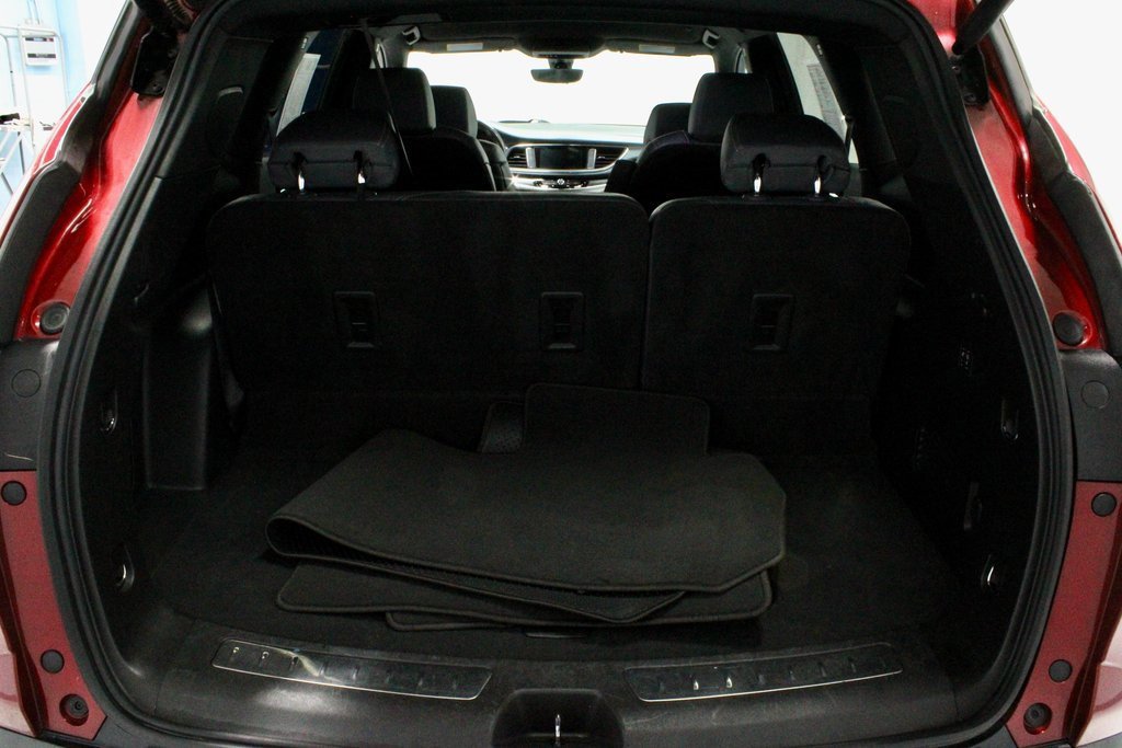 Used 2024 Buick Enclave Premium image 15