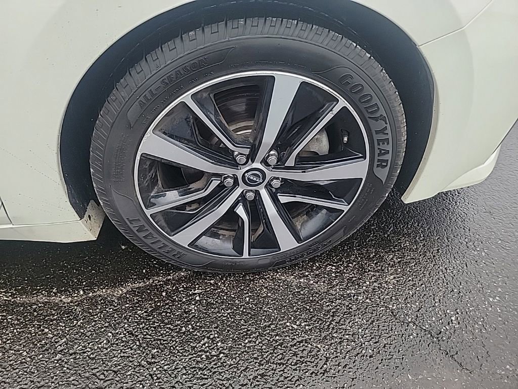 Used 2023 Nissan Maxima SV w/ Floor Mat Group image 13