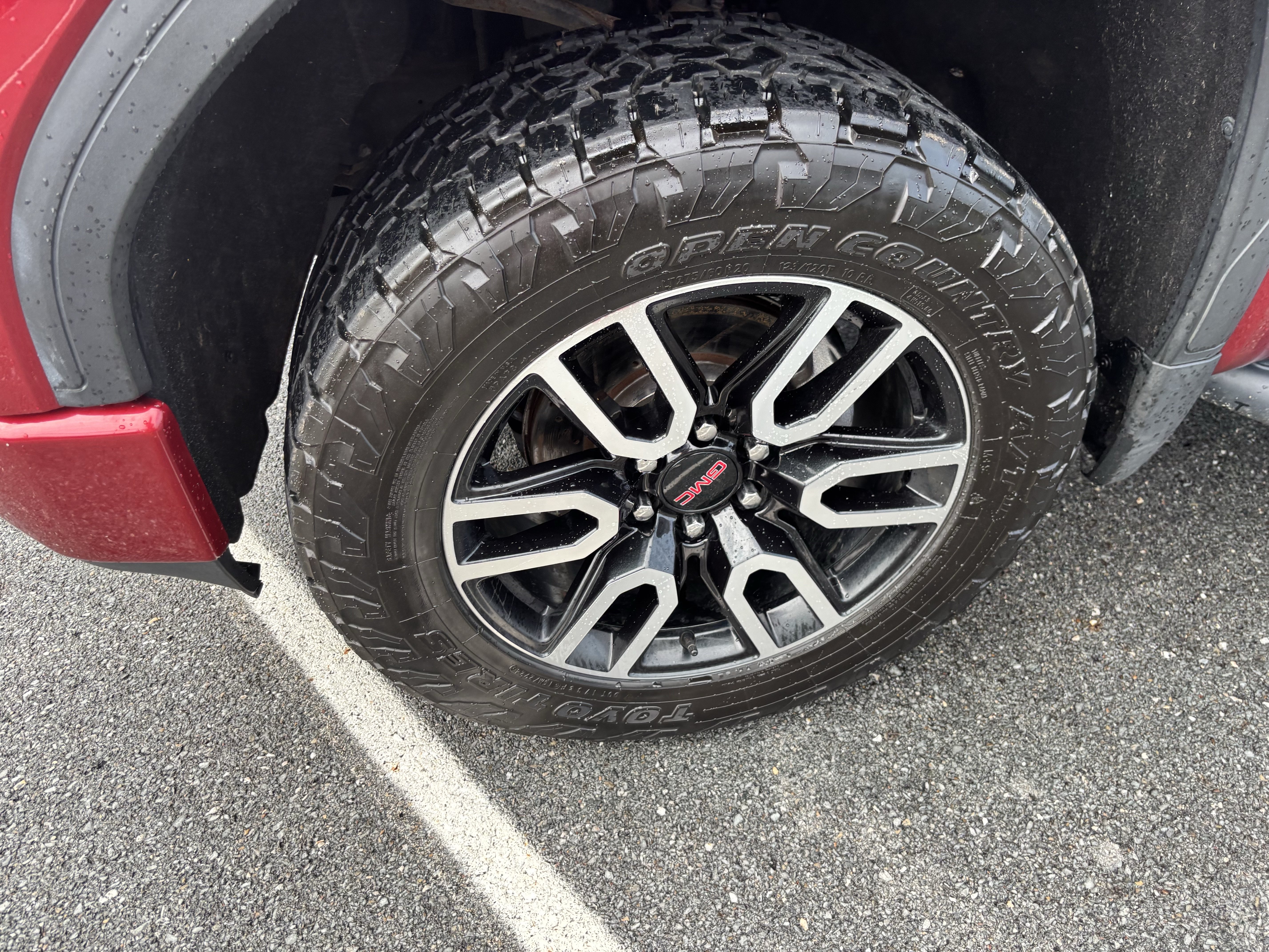 Used 2020 GMC Sierra 1500 AT4 w/ AT4 Premium Package AWD/4WD image 11