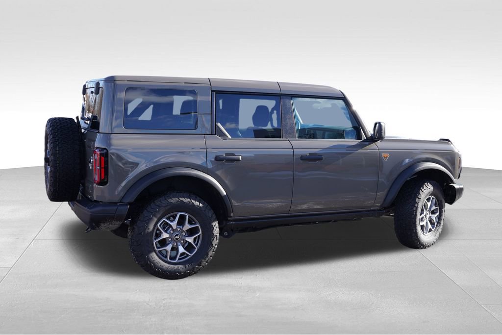 Certified 2025 Ford Bronco Badlands AWD/4WD image 4
