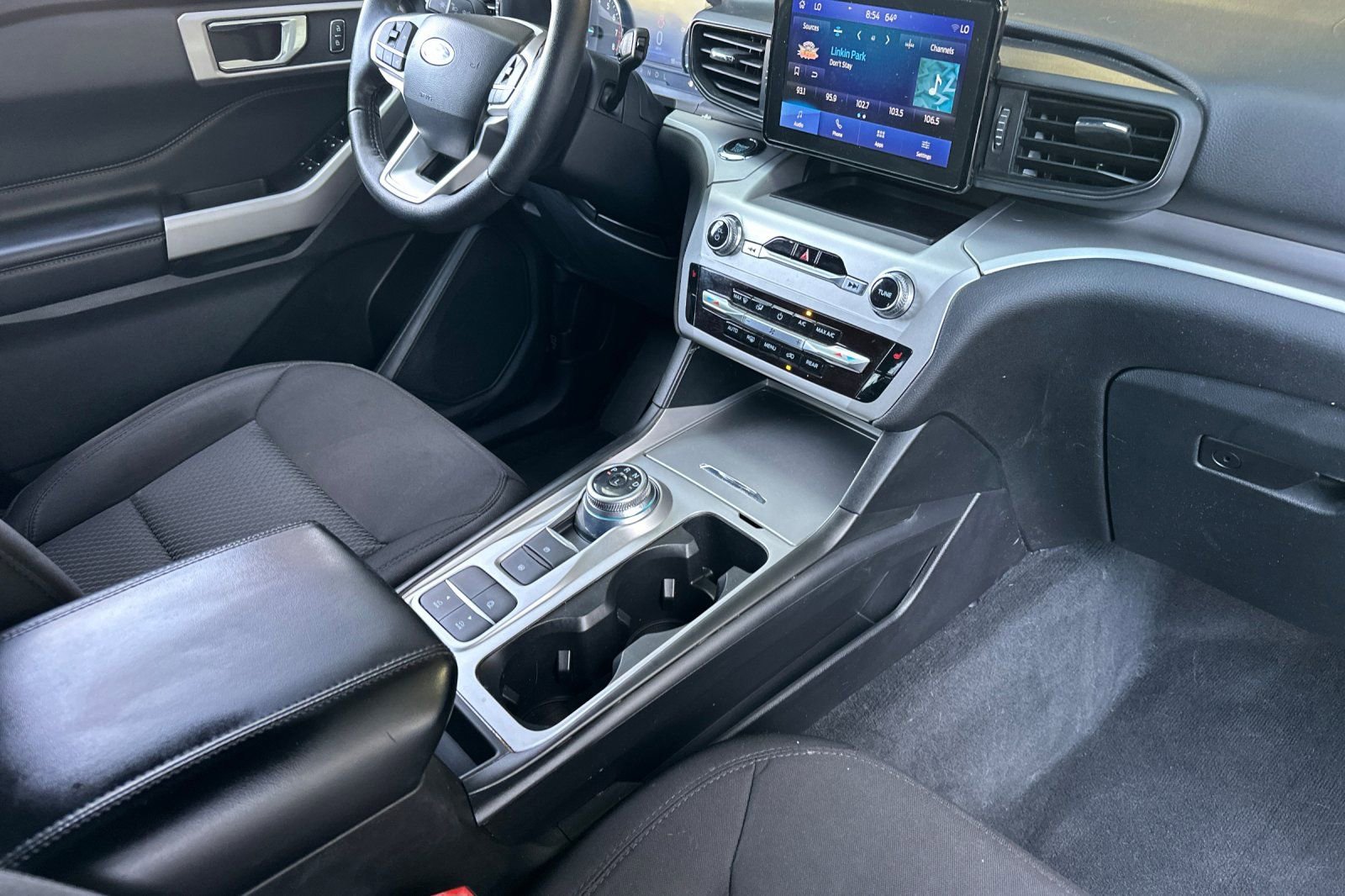 Certified 2022 Ford Explorer XLT image 15