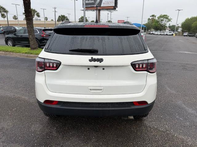 Used 2020 Jeep Compass Latitude FWD image 5