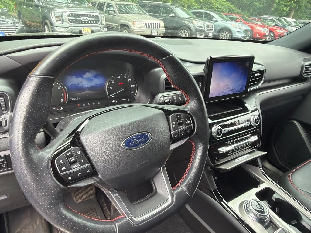 Certified 2023 Ford Explorer ST-Line w/ Class IV Trailer Tow Package AWD/4WD image 9