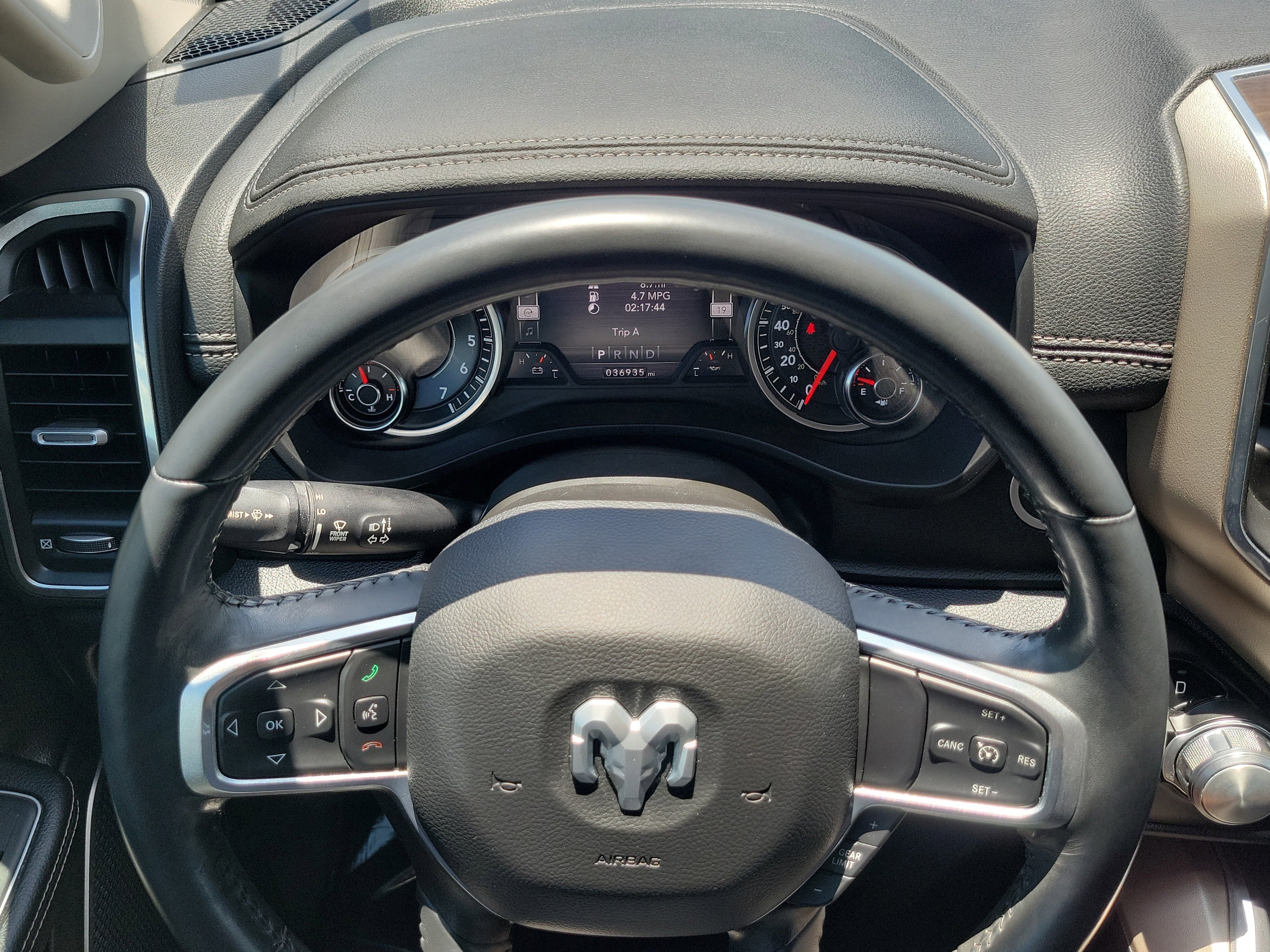 Used 2022 RAM 1500 Laramie AWD/4WD image 23