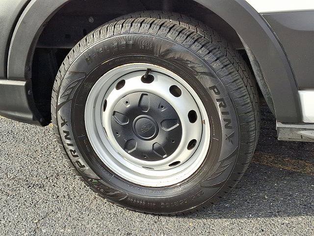 Certified 2022 Ford Transit 250 Low Roof image 9