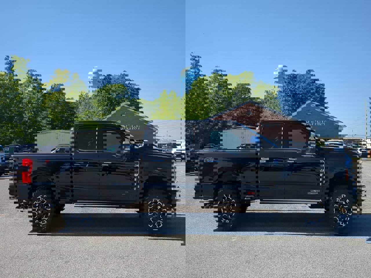 Certified 2023 Ford F250 Platinum image 2