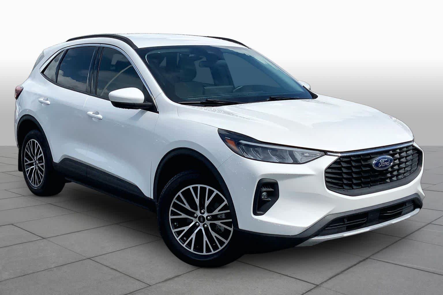 Certified 2023 Ford Escape SE FWD image 3