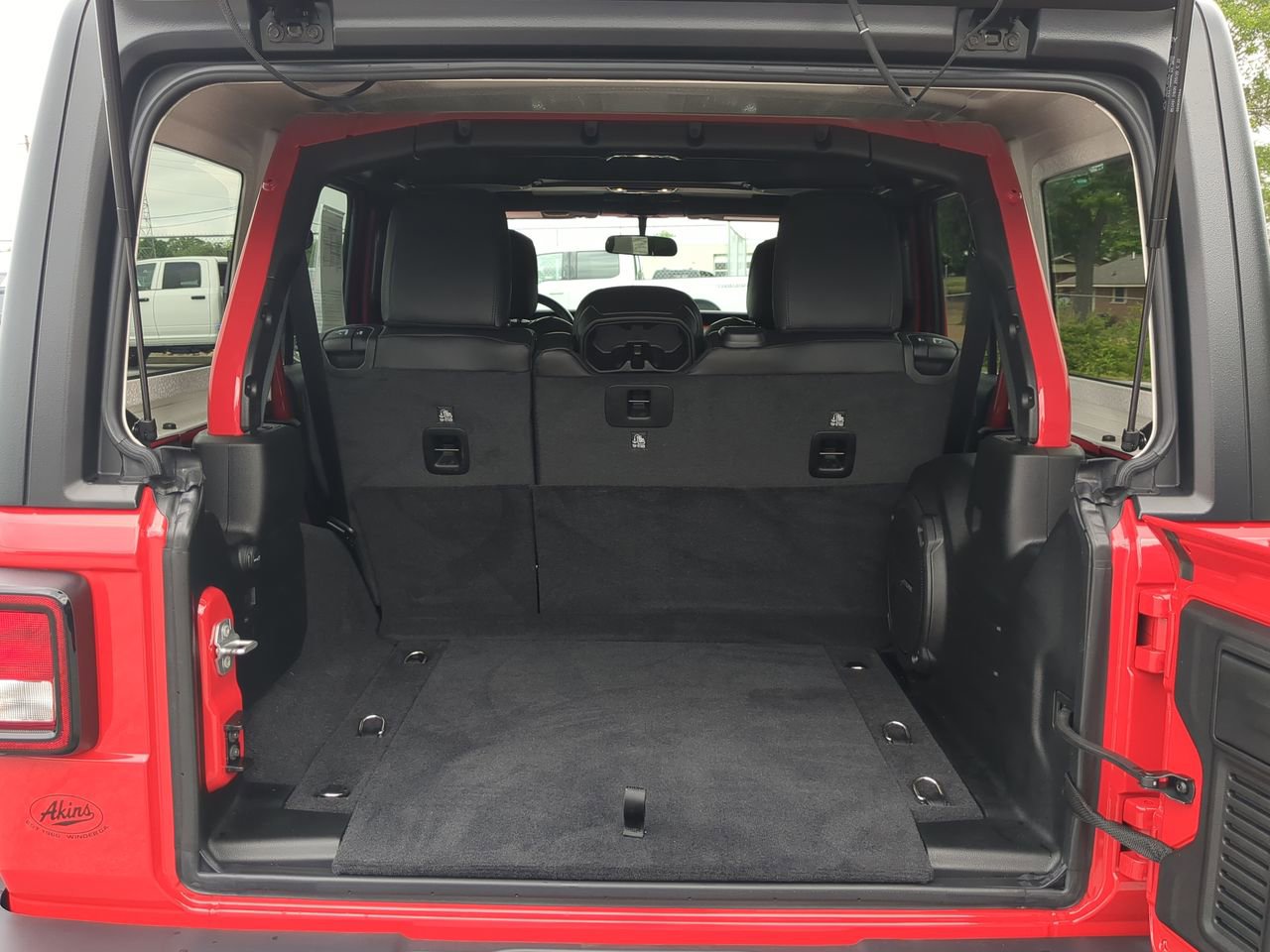 Used 2021 Jeep Wrangler Unlimited Rubicon AWD/4WD image 11