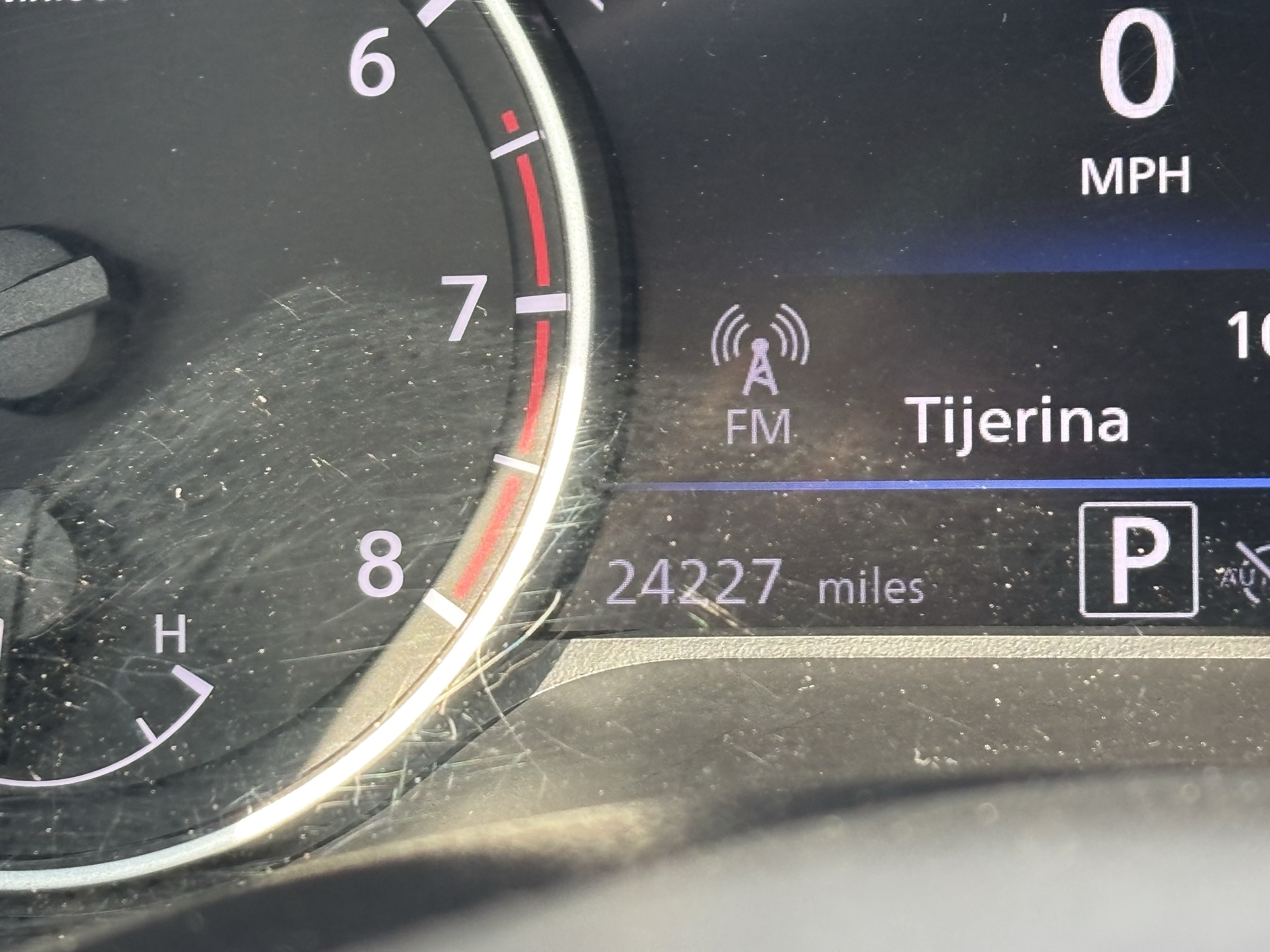 Used 2025 Nissan Sentra SV FWD image 31