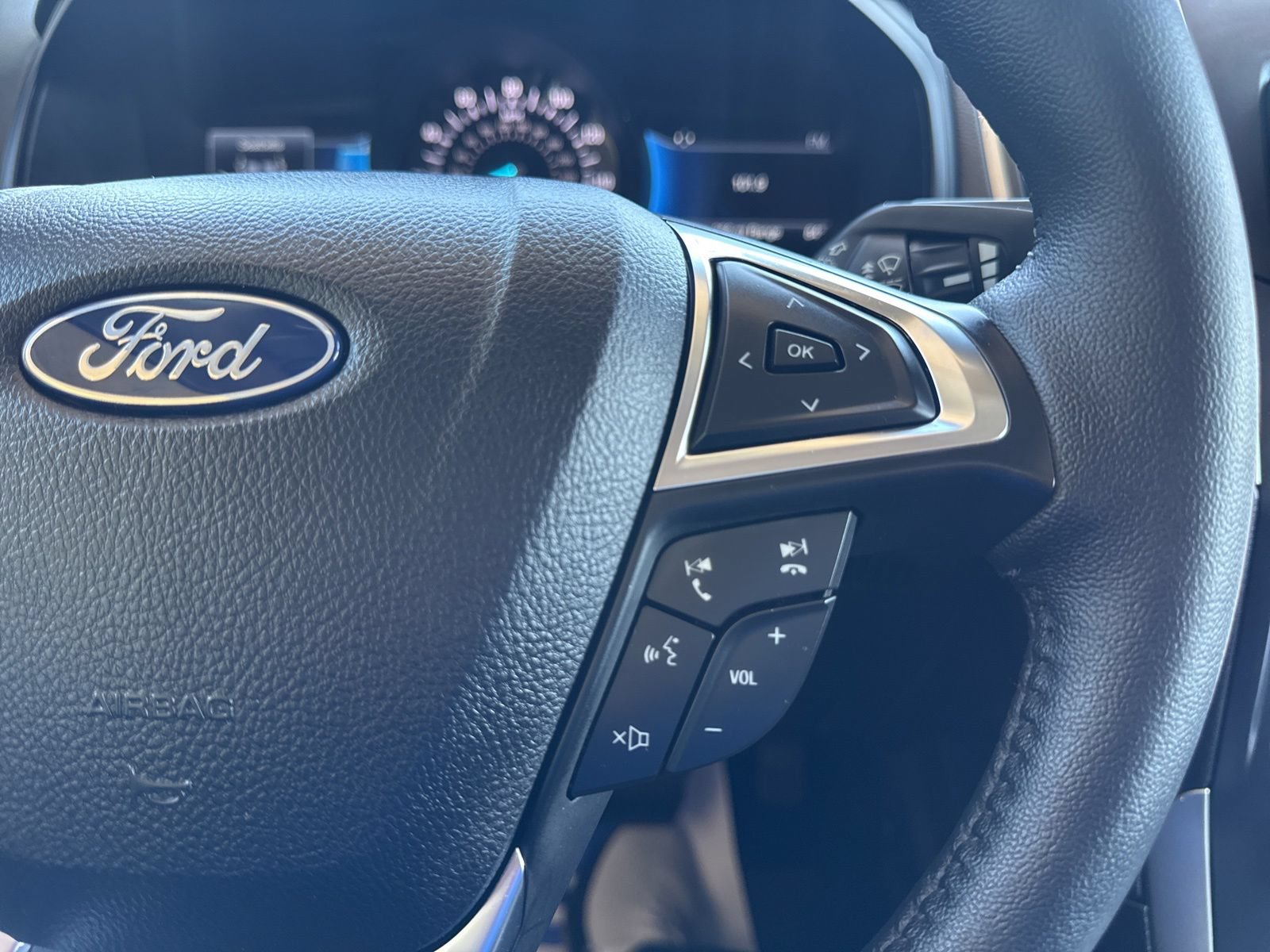 Certified 2024 Ford Edge SEL w/ Convenience Package AWD/4WD image 29