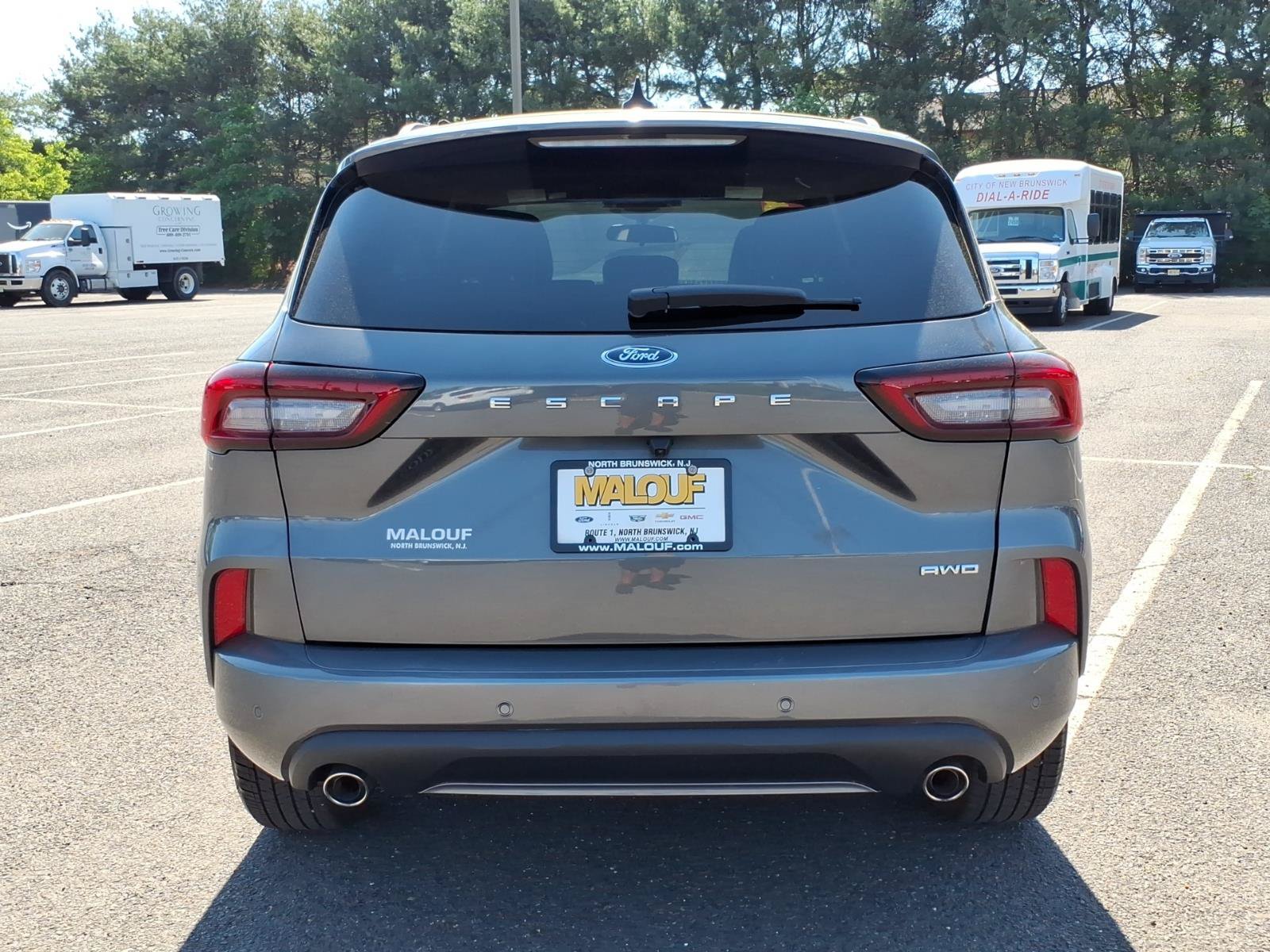Certified 2023 Ford Escape ST-Line Select w/ Tech Pack #2 AWD/4WD image 5
