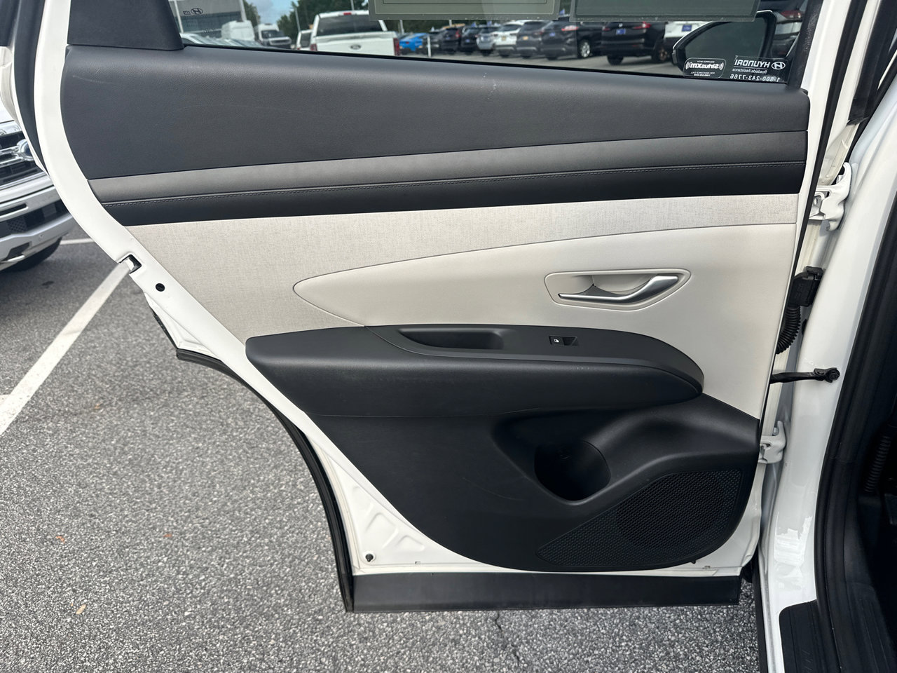 Used 2025 Hyundai Tucson SEL AWD/4WD image 24