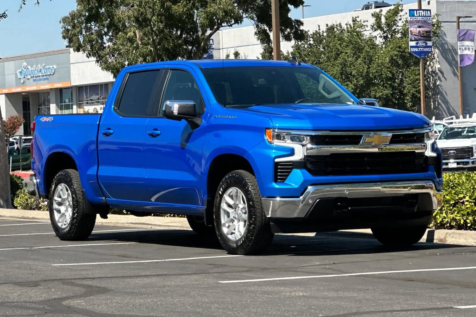 Used 2026 Chevrolet Silverado 1500 LT w/ Safety Package AWD/4WD image 10
