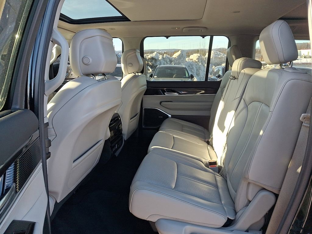 Used 2022 Jeep Wagoneer Series I w/ Convenience Group I image 11