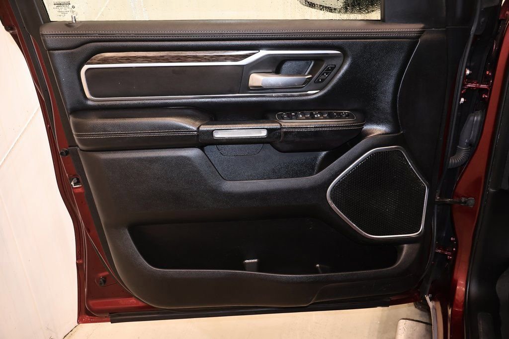 Used 2019 RAM 1500 Laramie image 14